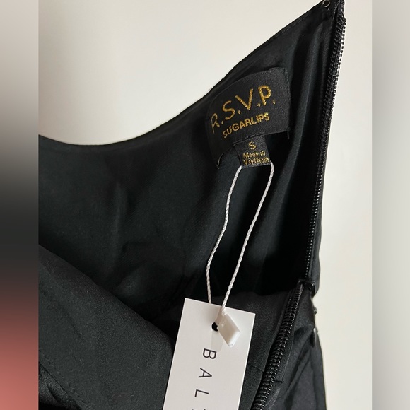 (Black)Morgan One Shoulder Gown - Picture 11 of 14